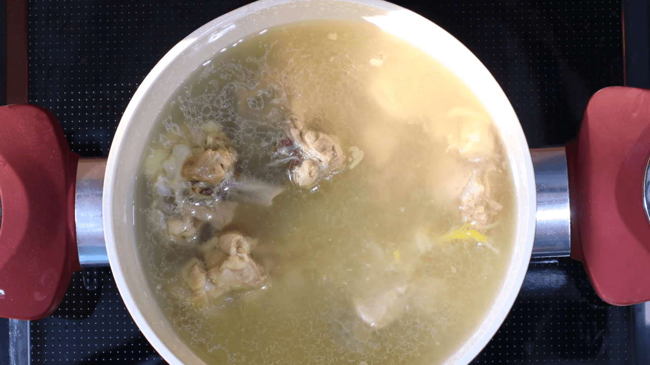 Chicken Manchow Soup step-1