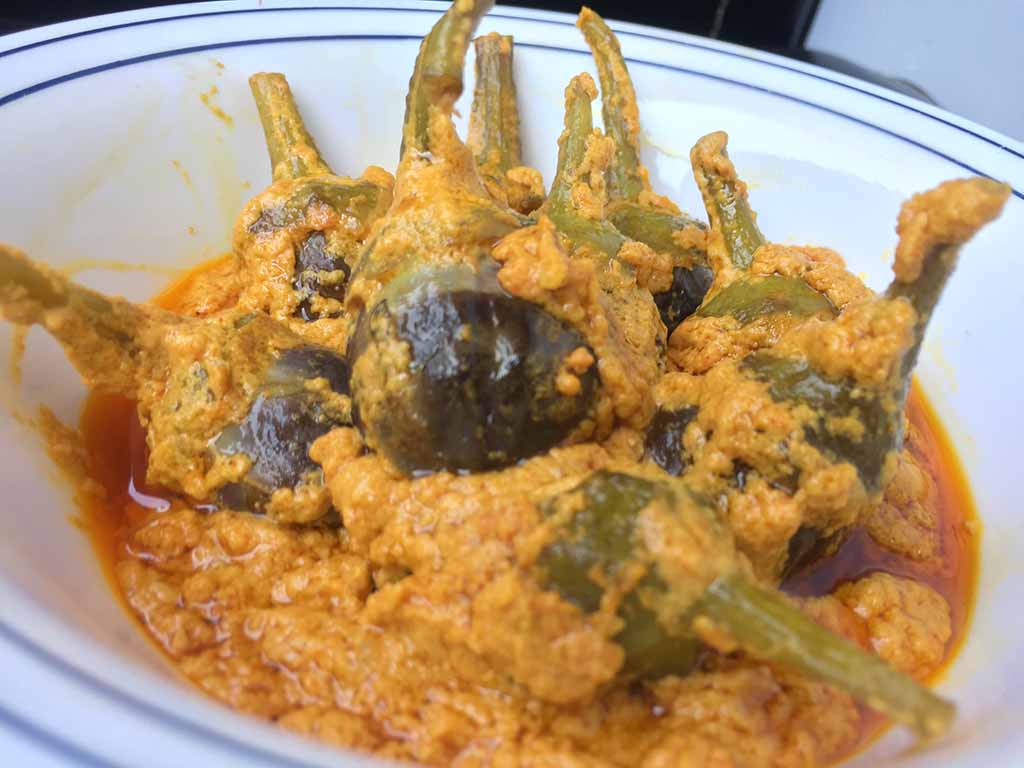 Dahi Baingan | Brinjal Curd Recipe - Tasted Recipes