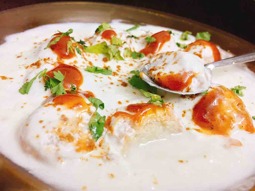 Dahi Vada Recipe Dahi Bhalle, Thayir Vadai, Perugu Vada Or Mosaru