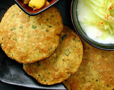 hariyali soya puris