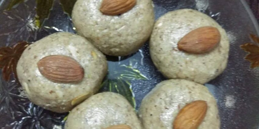 Peanut Almond Ladoos