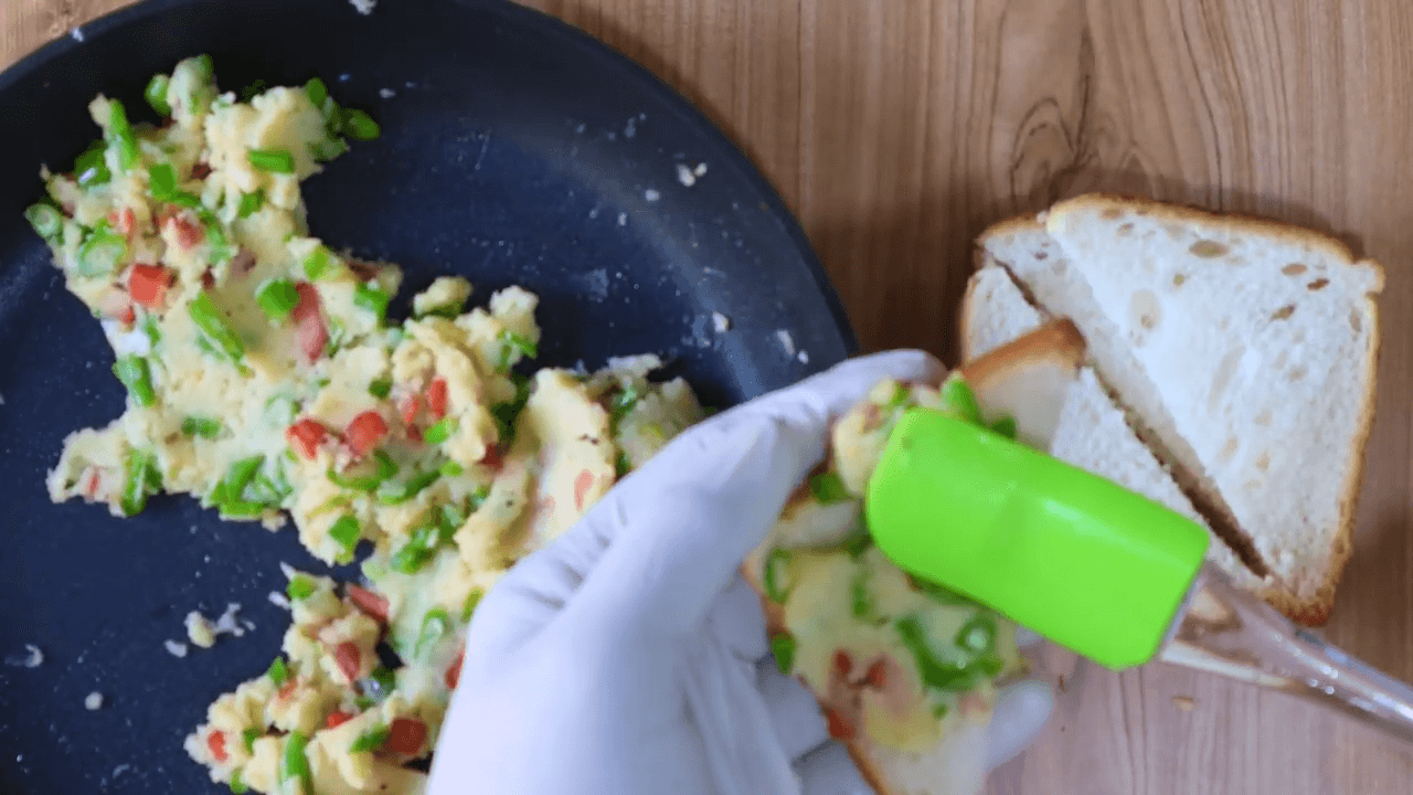 Veg Bread Pizza step-5