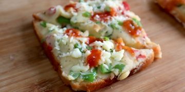 veg bread pizza
