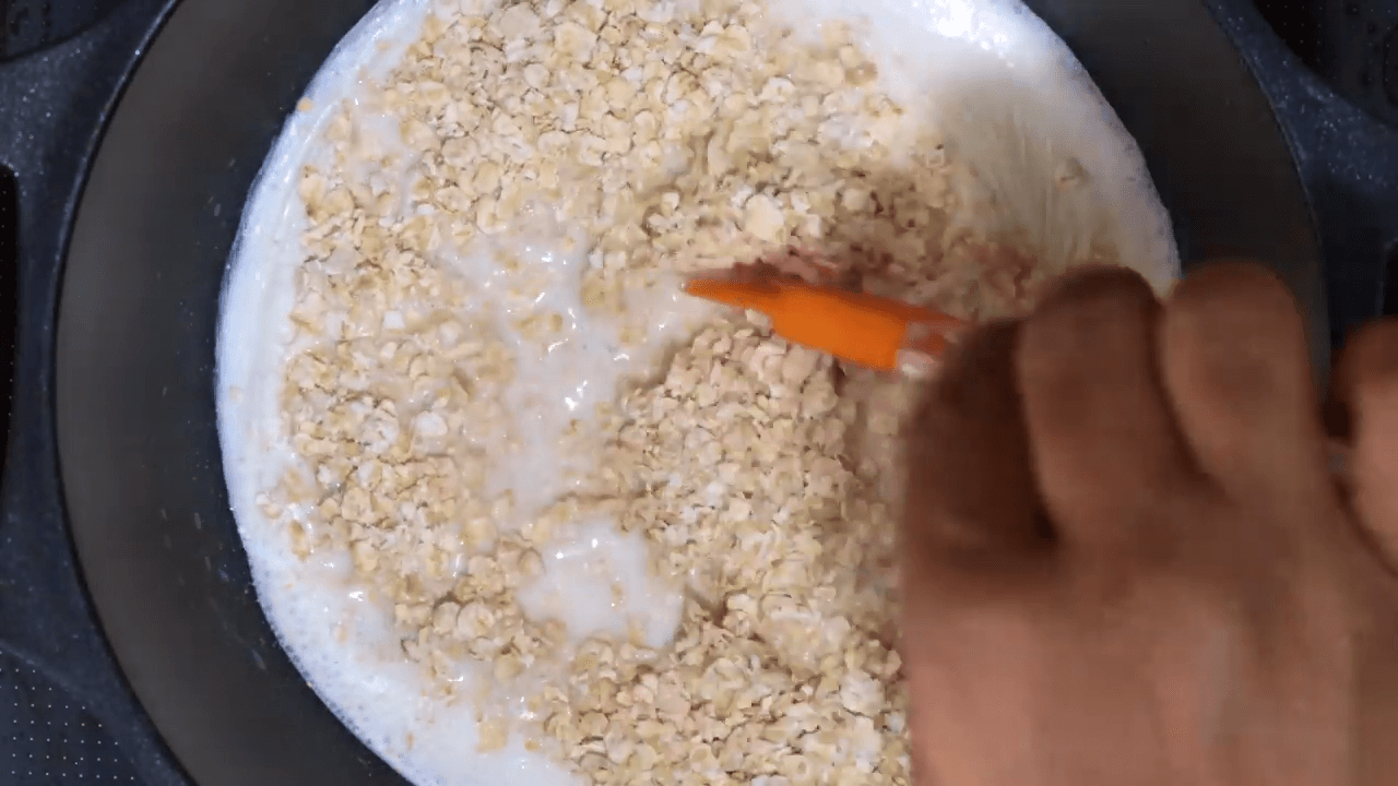 Oatmeal With Fruits step-1