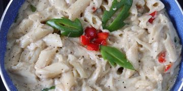 How to Make Authentic Alfredo Pasta