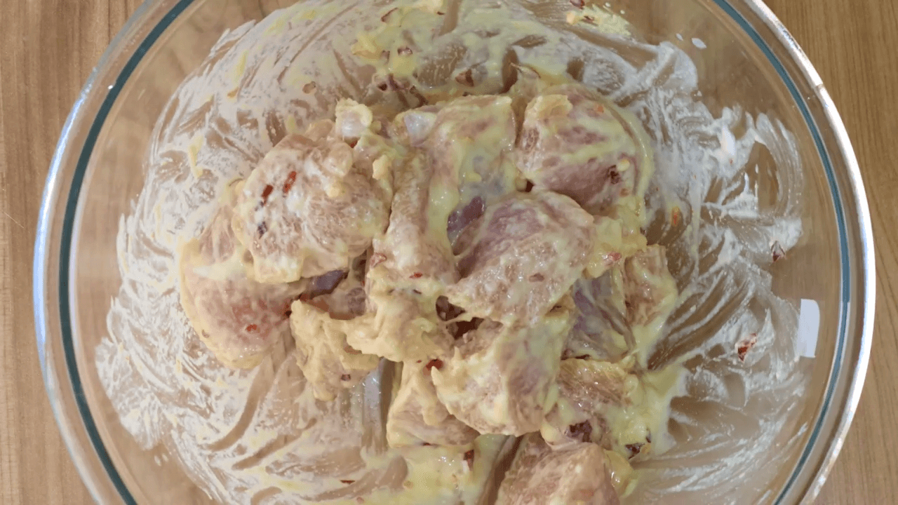 Cheesy Chicken Tikka step-1
