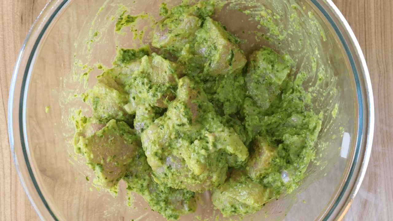 hara bhara chicken tikka step-1