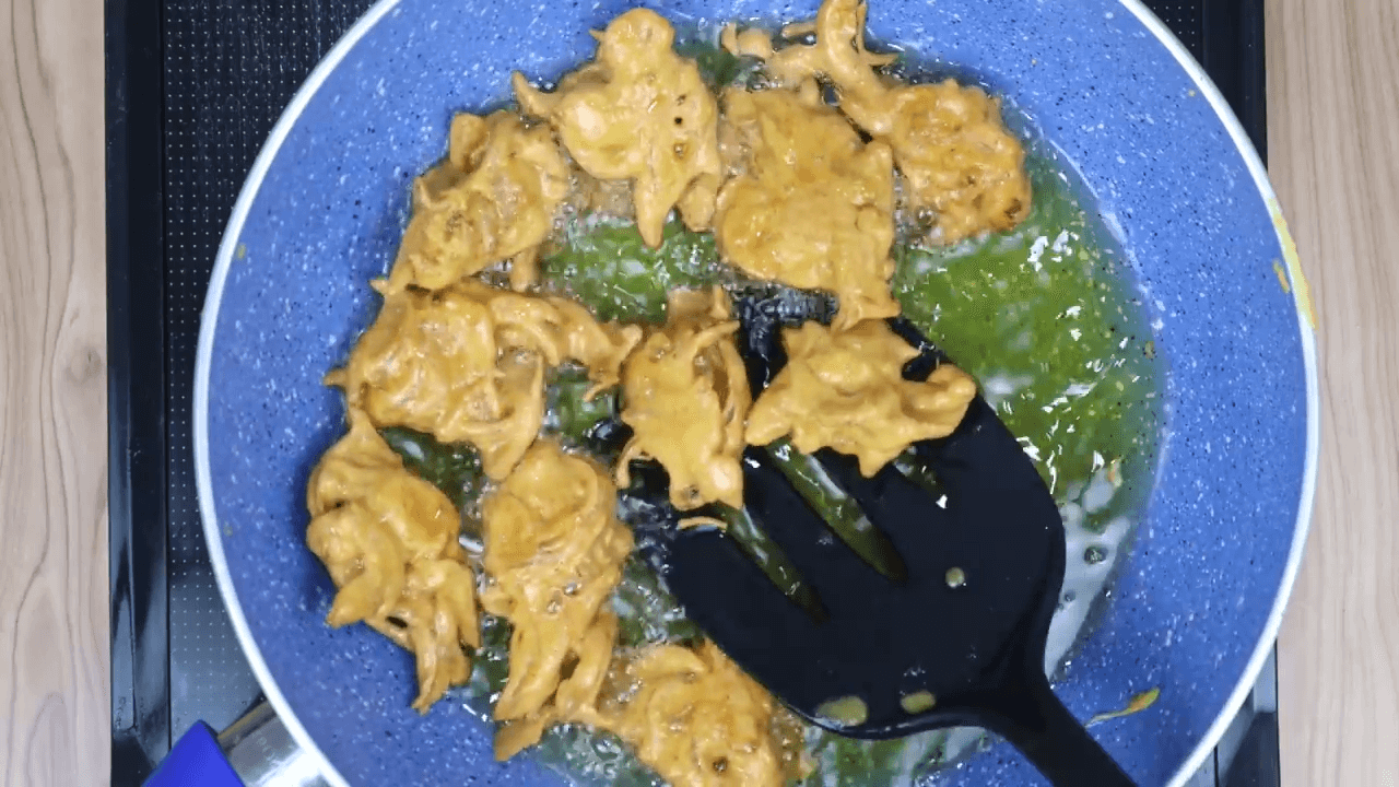 Onion Fritters step-2