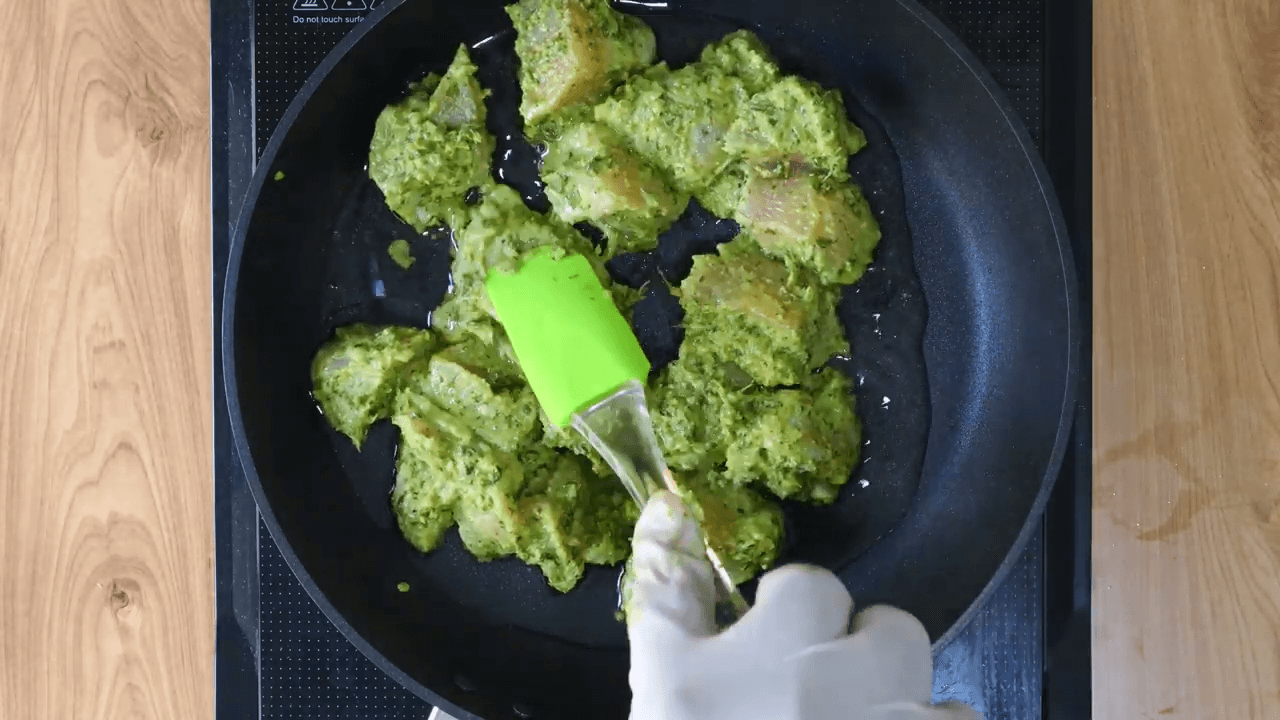 hara bhara chicken tikka step-2