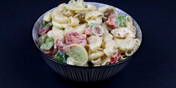 creamy macaroni salad