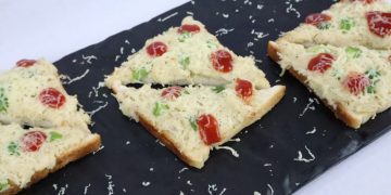 chicken alfredo open toast