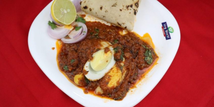 Peri Peri Egg Curry