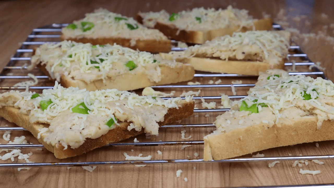 Chicken Alfredo Open Toast step-3