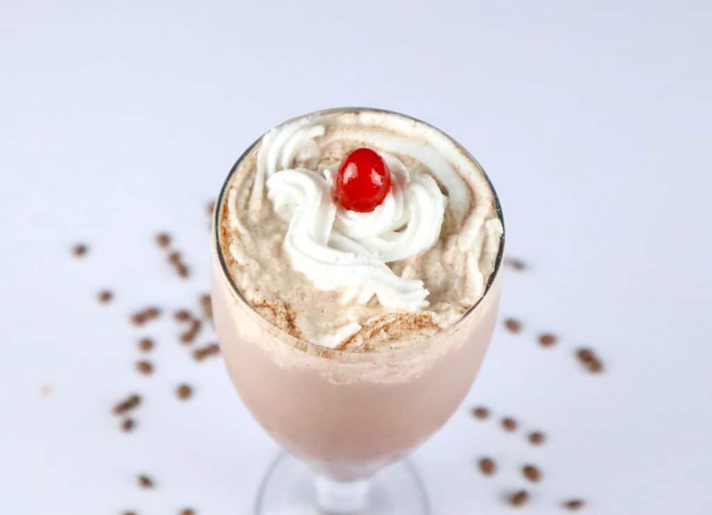 How to Make Chocolate Milkshake - Tasted Recipes