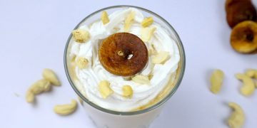 kaju anjeer milkshake