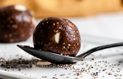 Keto-pumpkin-spice-protein-balls