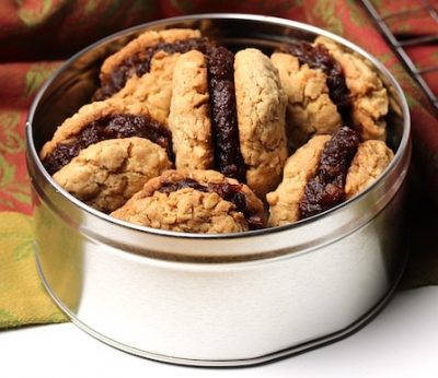 oatmeal-date-sandwich-cookies