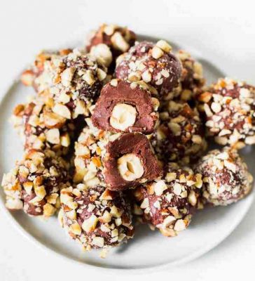 vegan-ferrero-rocher-truffles