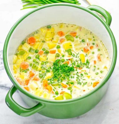 vegan-pot-pie-soup