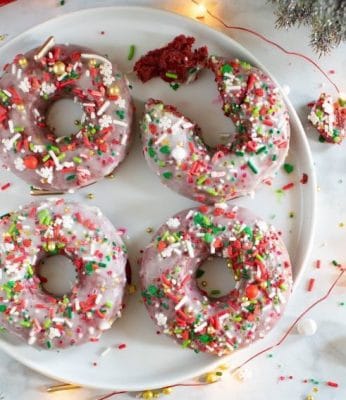 vegan-red-velvet-baked-donuts