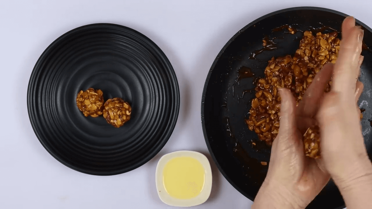 Peanut Laddu step-4