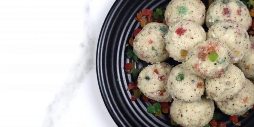 coconut laddu