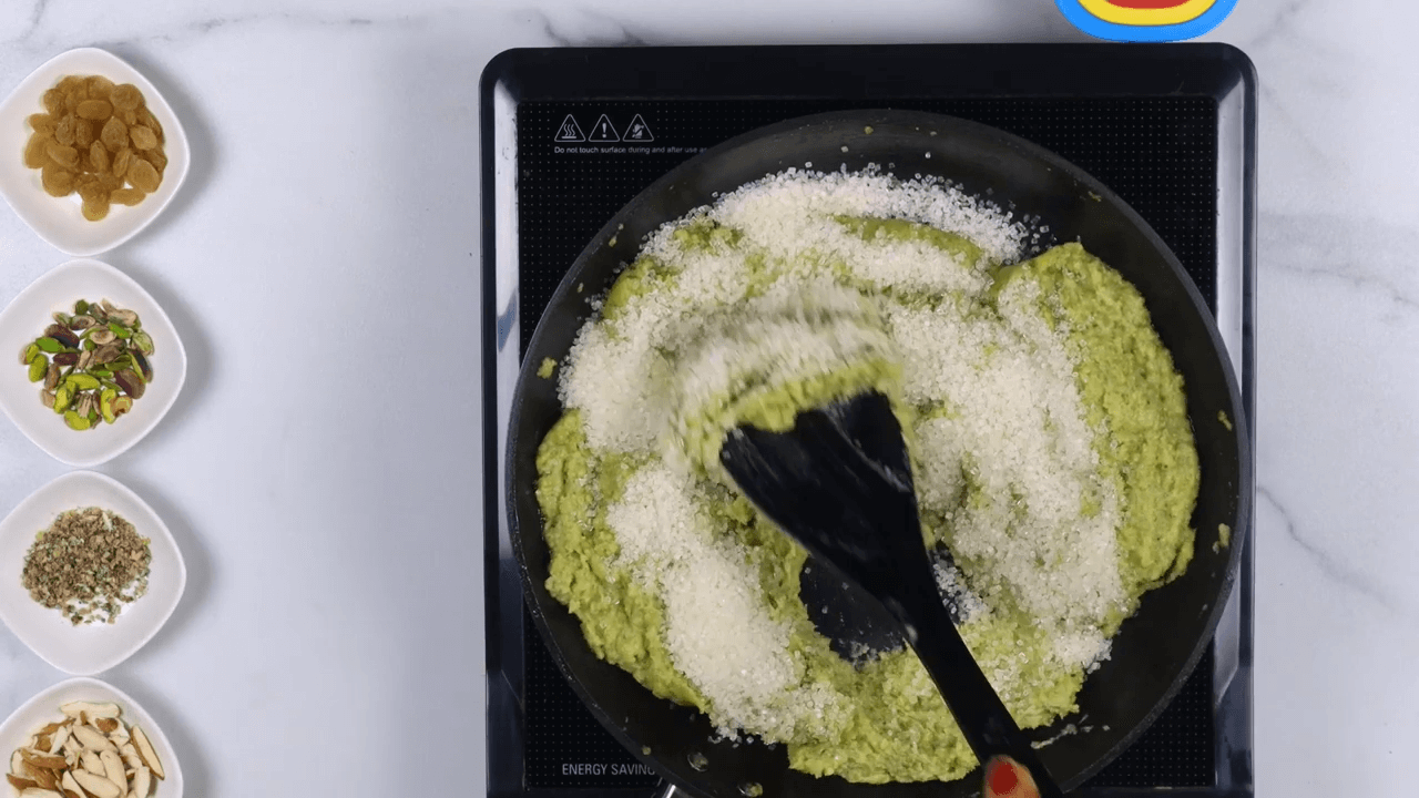 Green Moong Dal Halwa step-3