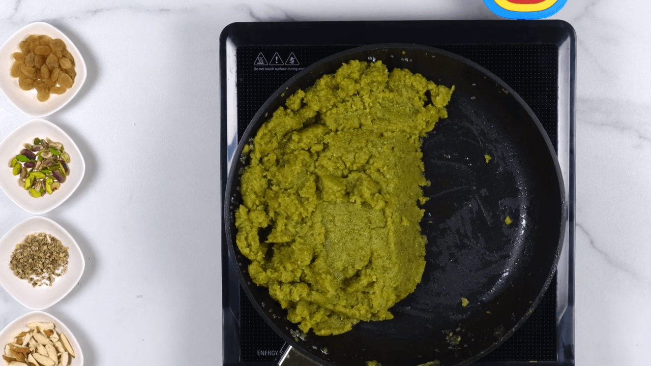 Green Moong Dal Halwa step-4