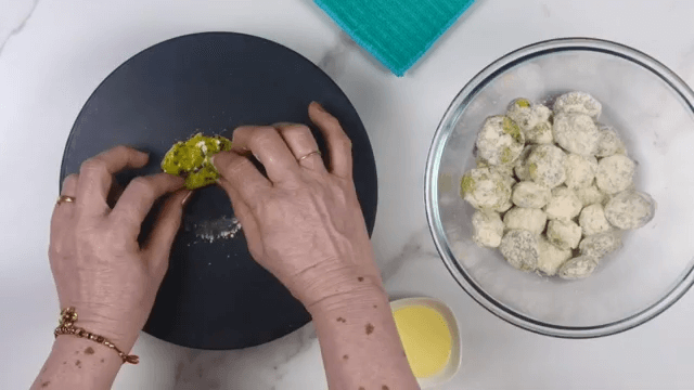 Guvar Dhokli step-7
