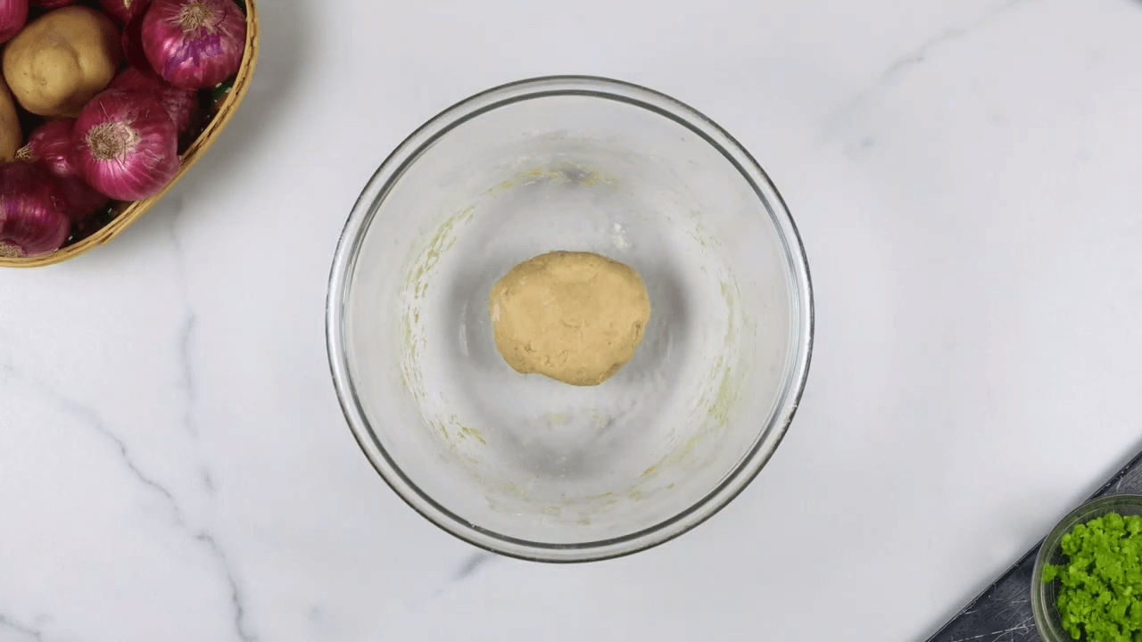 Palak Puree Masala Gujiya step-2