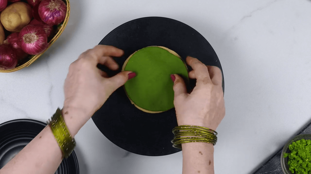Palak Puree Masala Gujiya step-4