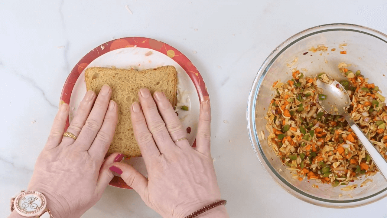 Cheese Schezwan Sandwich step-4