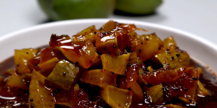jaggery raw mango achaar