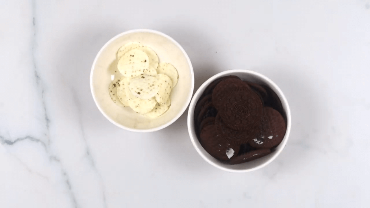 Oreo Mousse step-1