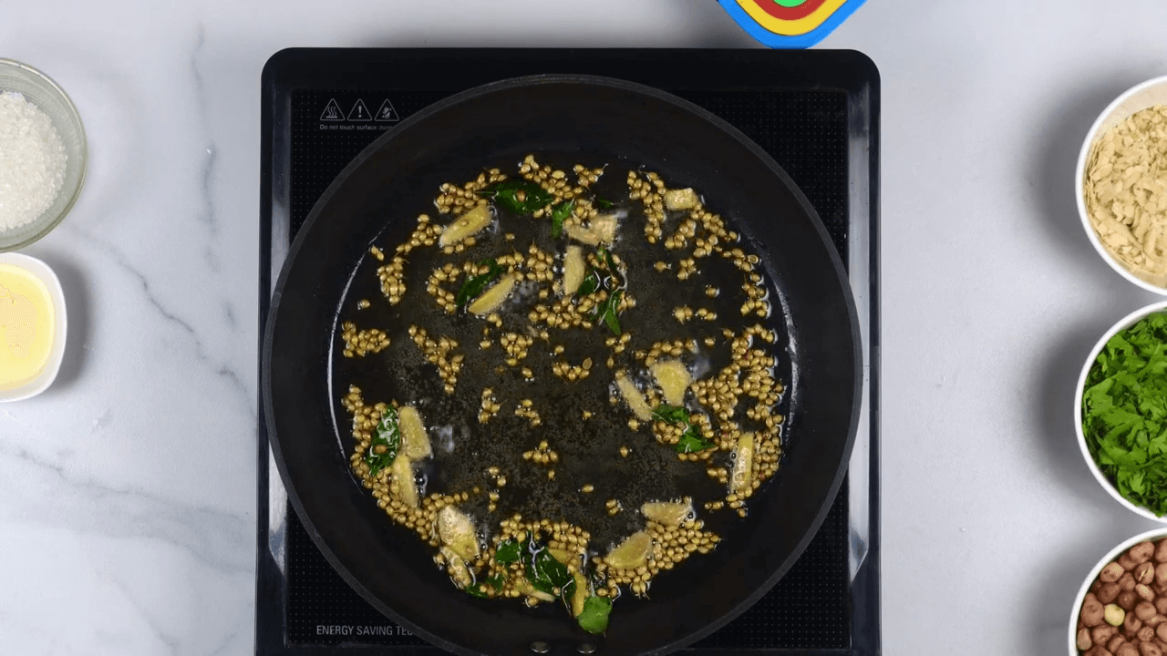 Spicy Maharashtrian Onion Peanut Chutney step-2