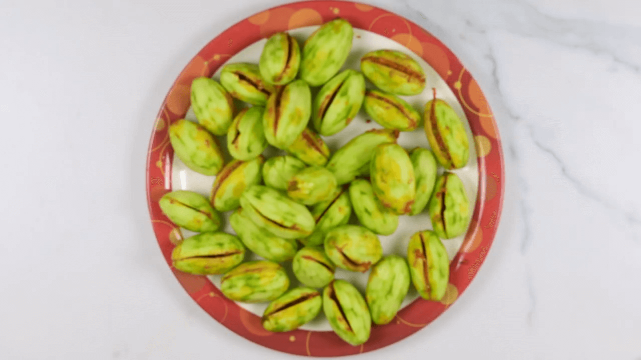 Dry Stuffed Parwal Recipe step-3
