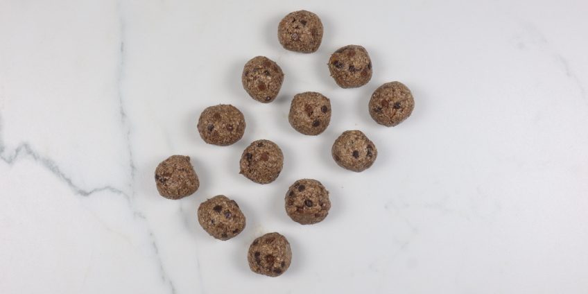 Banana Choco-Chips Energy Bites