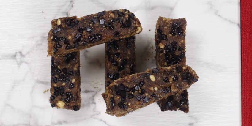 Peanuts Choco Chips Bars