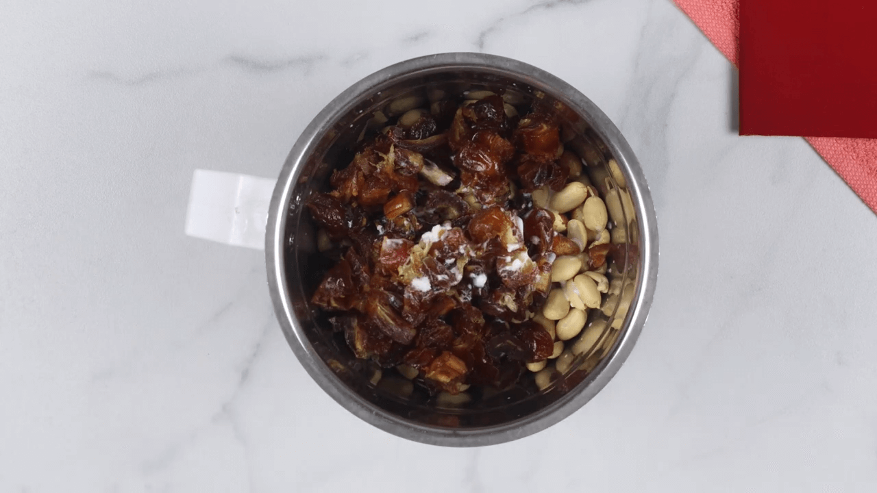 Peanuts Chocolate Chips step-1