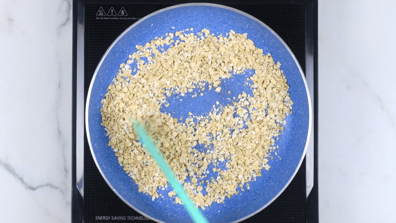 No-Bake Oatmeal Energy Balls step-1