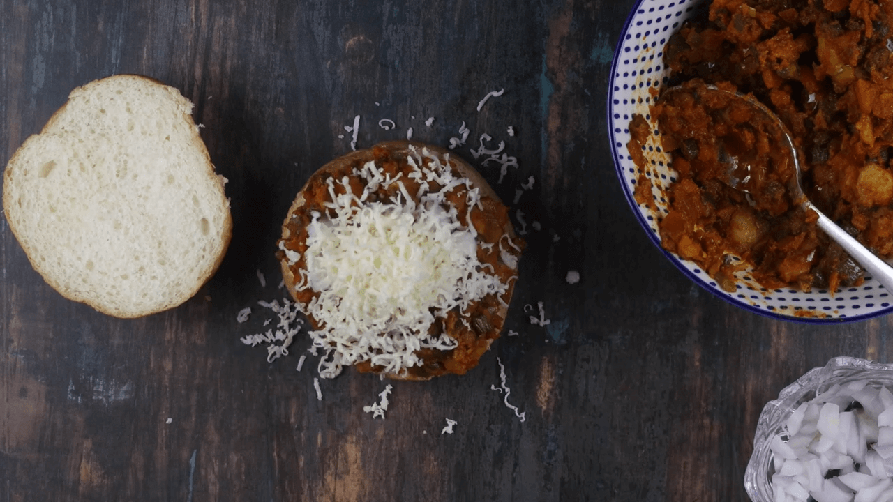 Veg Cheese Burger step-9