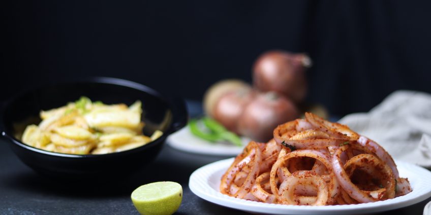 Dhaba Style Lachha Pyaz