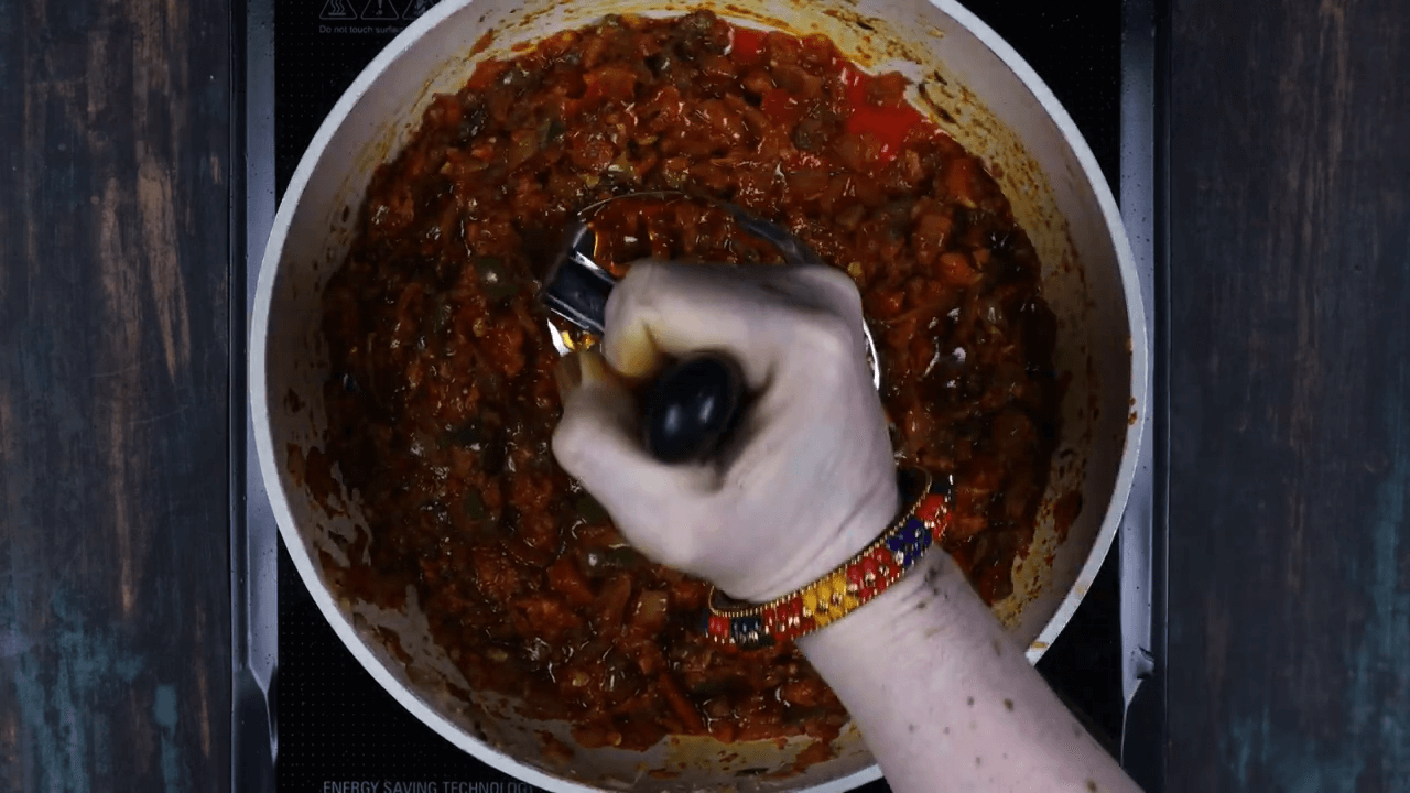 Boiled Egg Masala Maggi step-3
