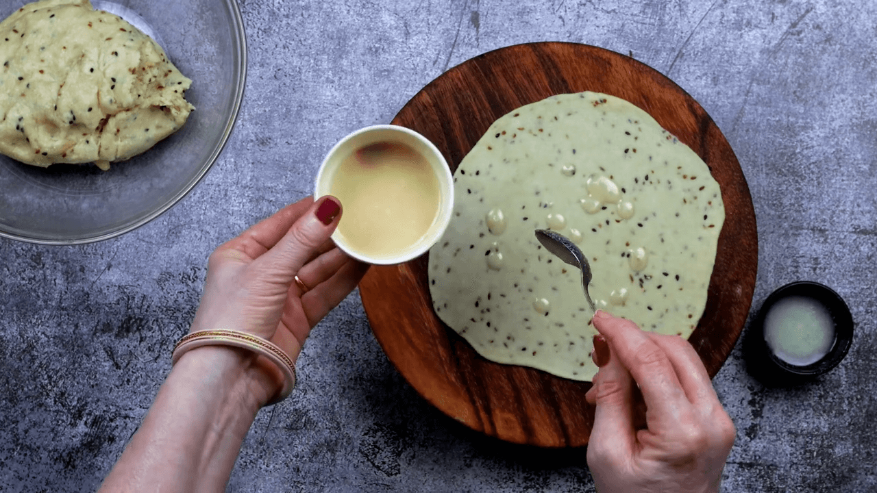Layered Samosa Puri step-4