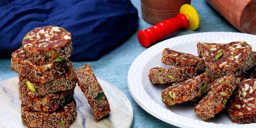 Khajoor Roll