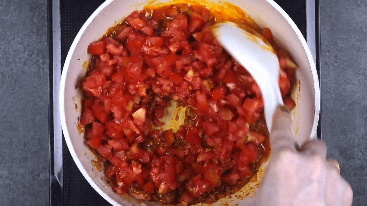 Sev Tameta with Bajra No Rotlo step-2
