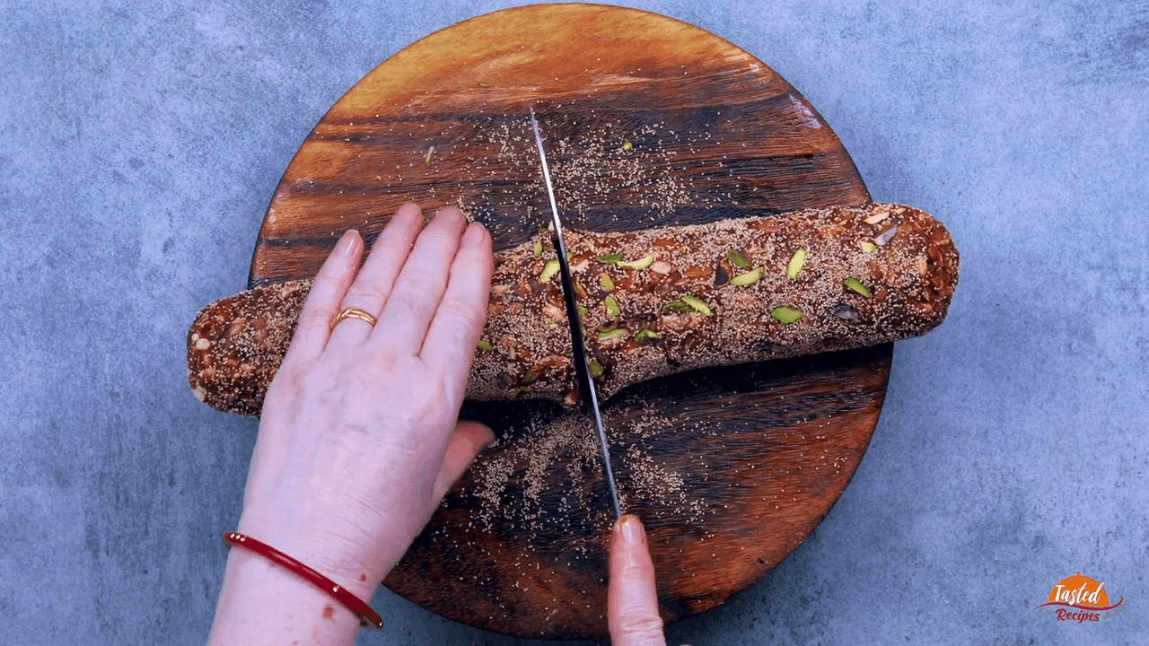 Khajur Roll step-7