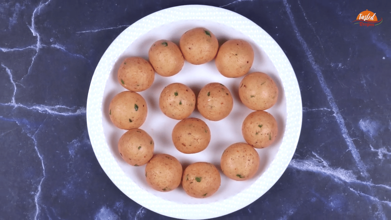 Cheese Pakoda Step 2