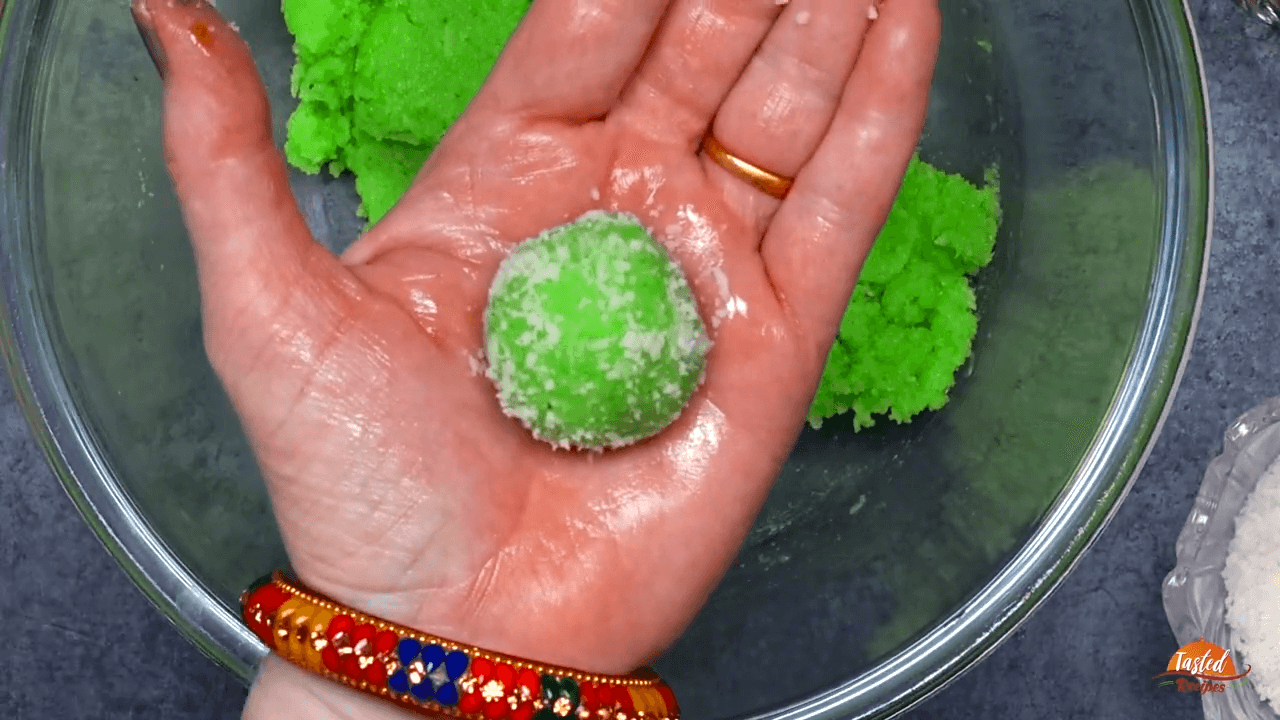 Gulkand Laddu step-5
