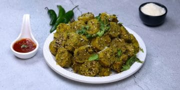 Dudhi Muthia